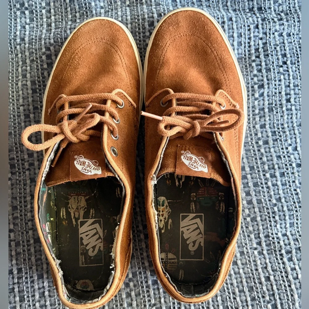 VANS BRIGATA DESERT TRIBE SUEDE/ MONKS ROBE - Picture 5 of 7